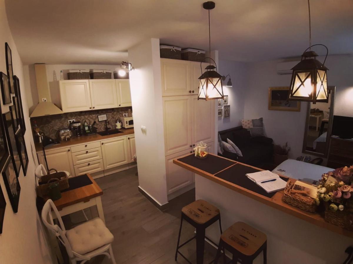 Liza'S Downtown Apartment Hvar Town Extérieur photo