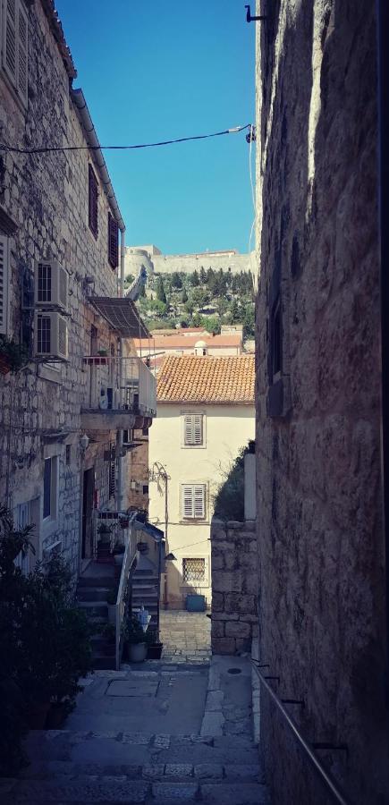 Liza'S Downtown Apartment Hvar Town Extérieur photo