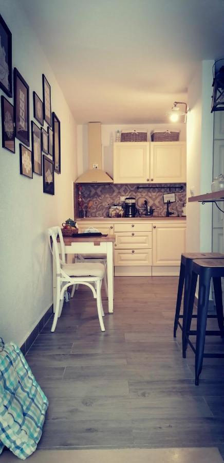 Liza'S Downtown Apartment Hvar Town Extérieur photo